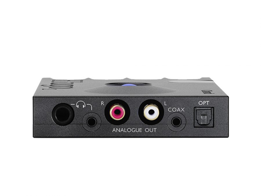 Hugo-2-Connectivity-Black-900x675.jpg