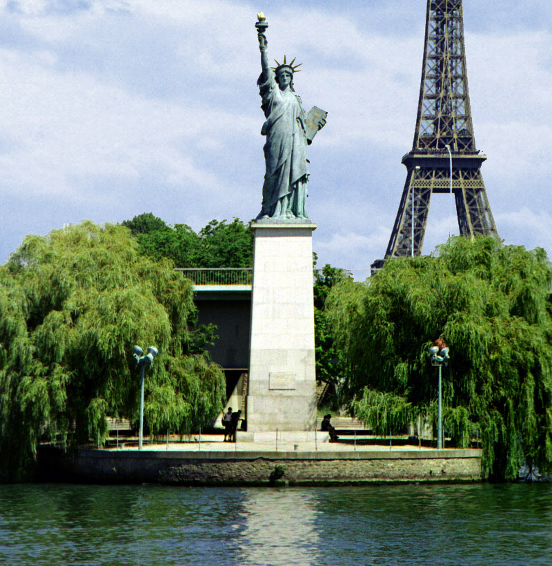 Paris-liberte-eiffel.jpg