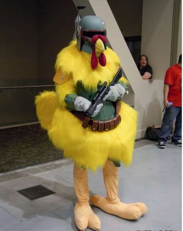 Boba-Fett-Chicken-Cosplay.jpg