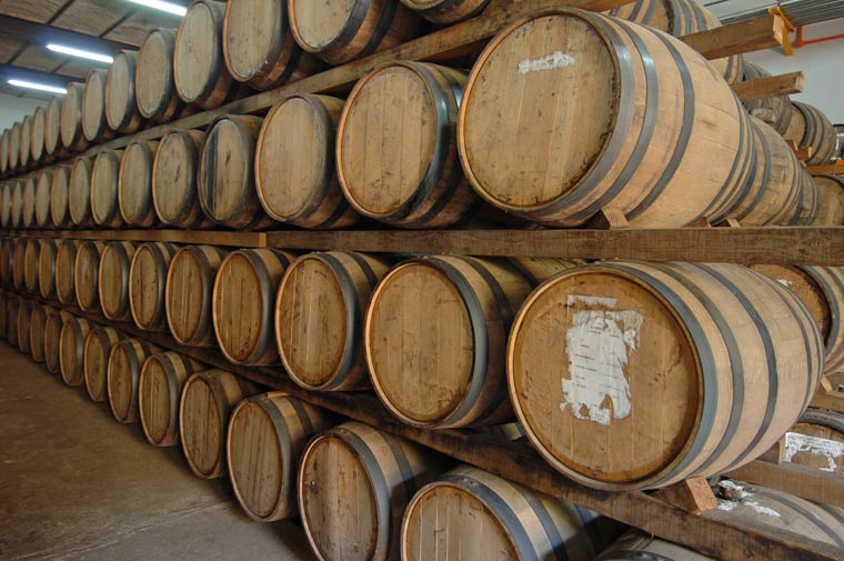 oak-barrels_3395_r2.jpg