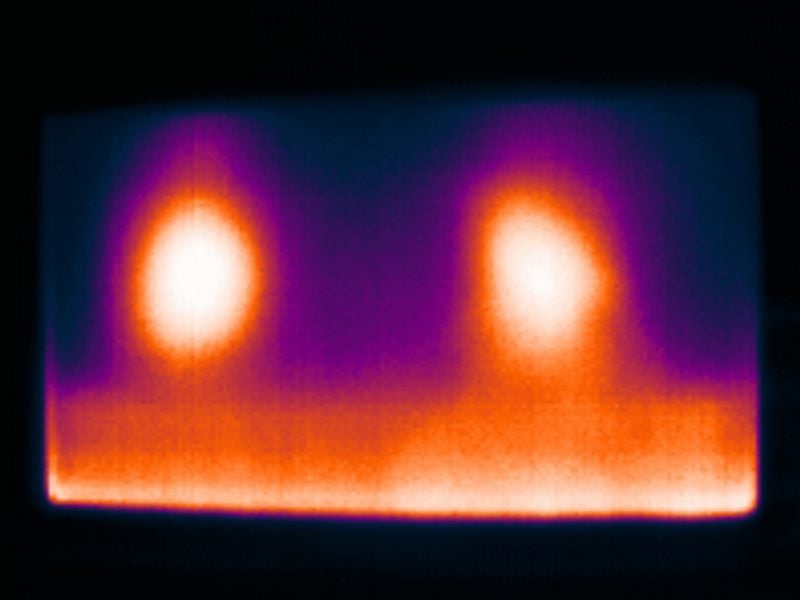 03b-Samsung-55QN77F-termogram.jpg