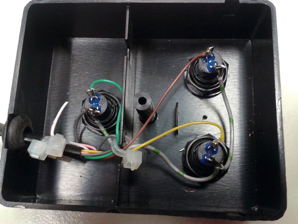 Control_box_3_zpsdj73a7h5.jpg