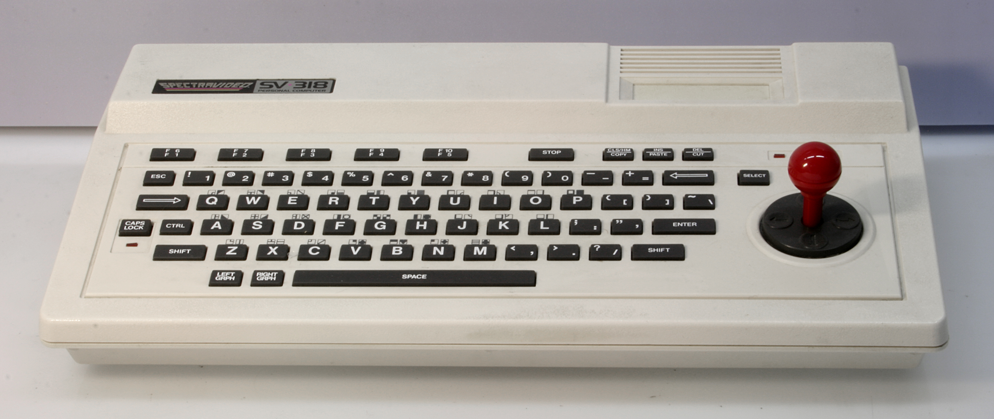 Spectravideo_SVI318.jpg
