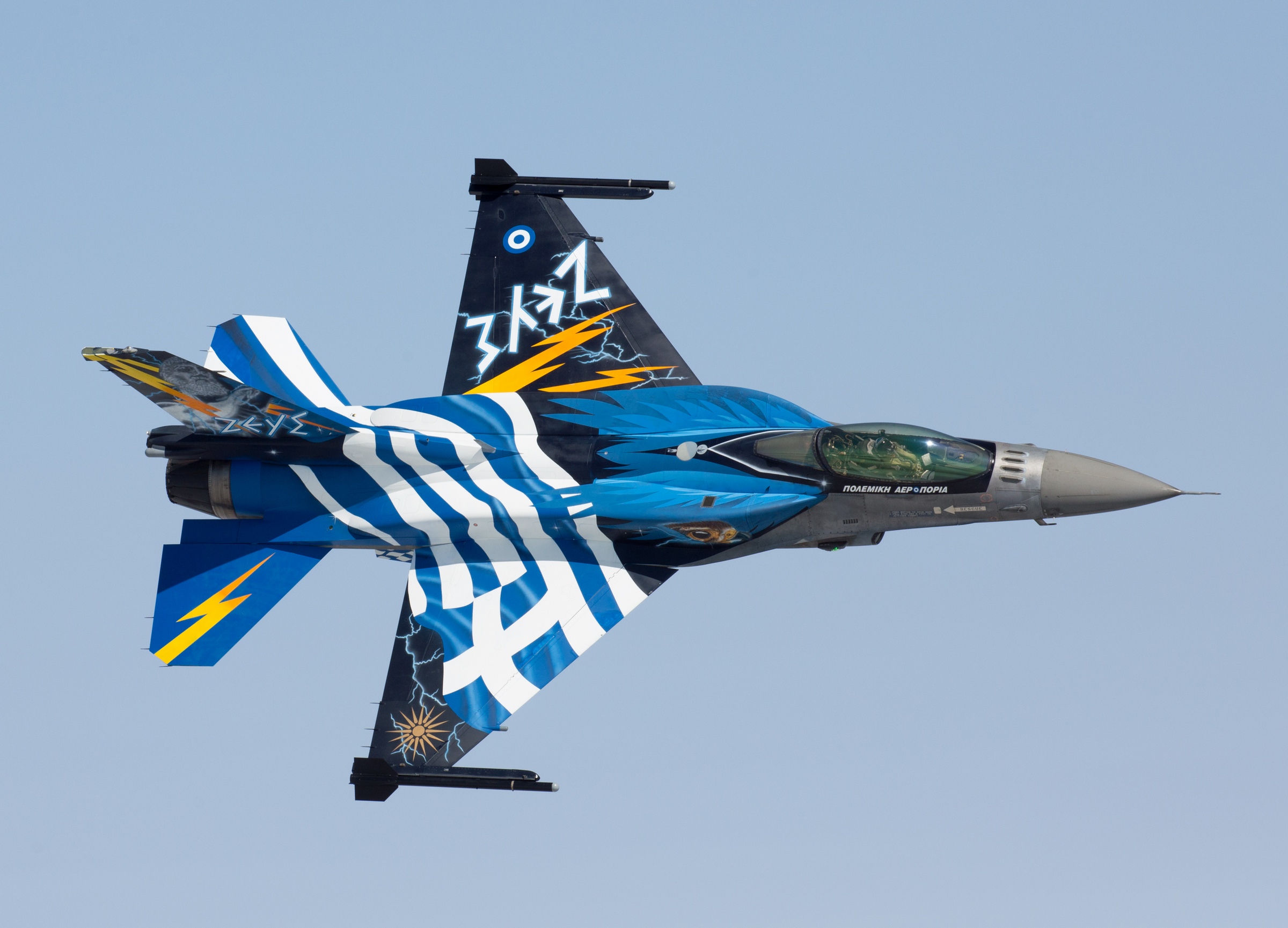 tn_3-F-16%20Zeus%20RIAT%202015-1.jpg