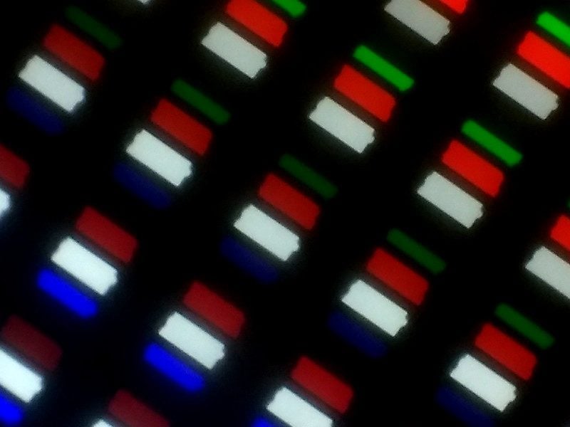03-LG-OLED42C3-struktura-subpikseli.jpg