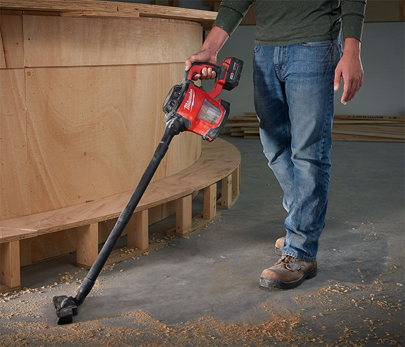 Milwaukee-M18-HEPA-Hand-Vac-Floor-Cleaning.jpg