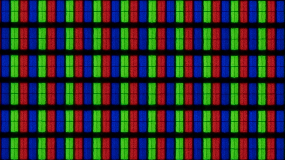 un6950-pixels-medium.jpg