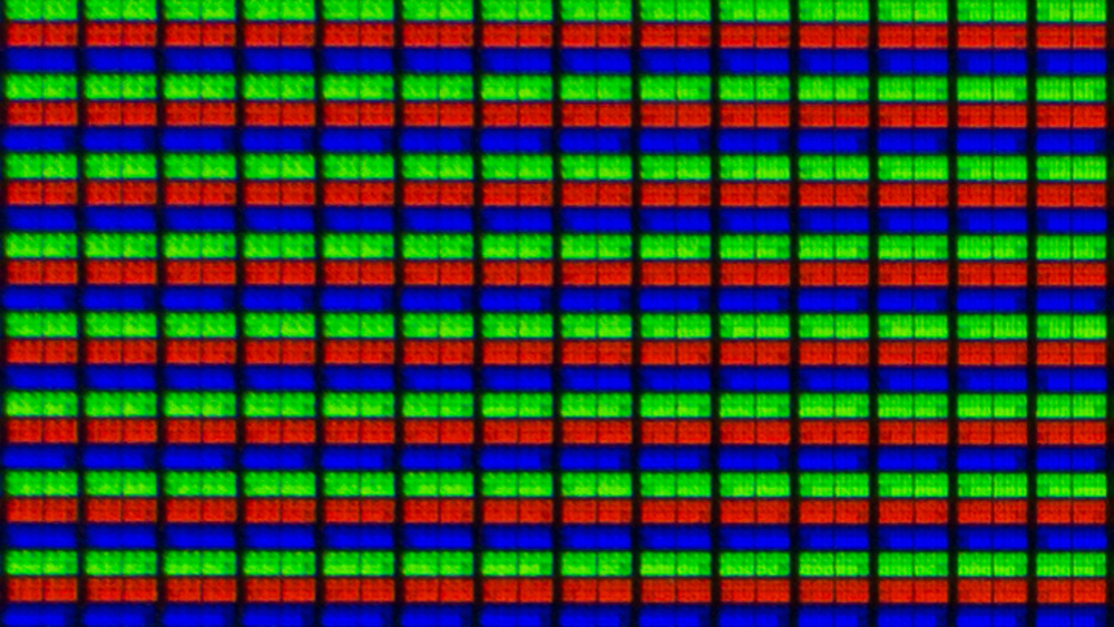 w650d-pixels-medium.jpg