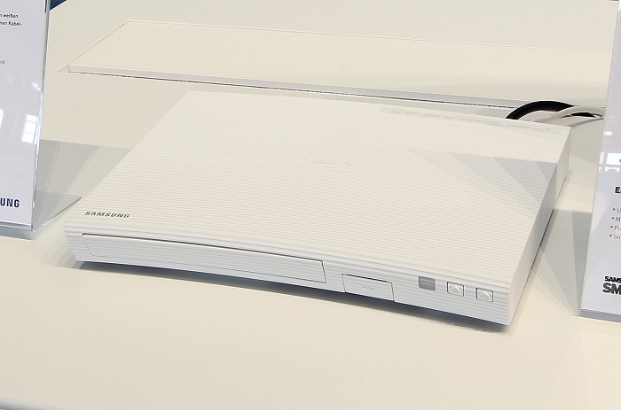 Samsung-BD-J5500E-Front-Seitlich2.jpg
