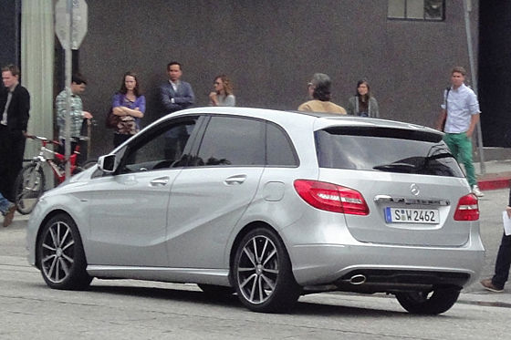 2012-Mercedes-Benz-B-Class.jpg