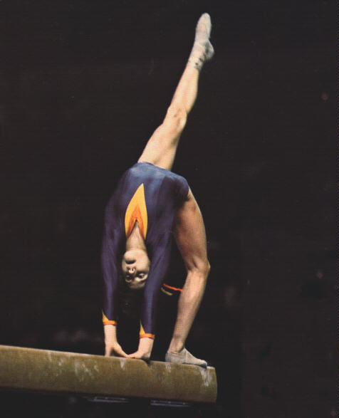 Nadia-Comaneci-gymnastics-351654_476_587.jpg
