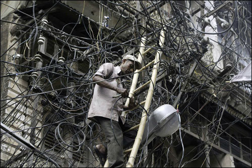 crazy-wiring-3.jpg