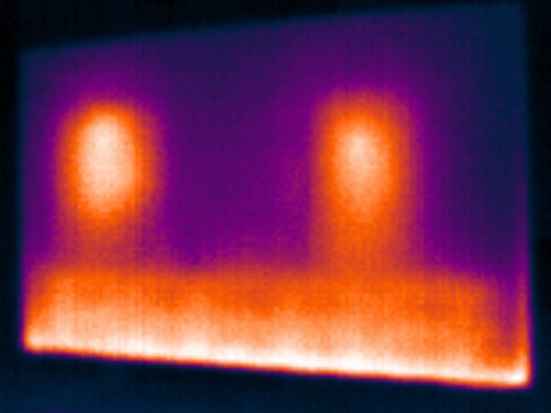 03b-Samsung-43Q67C-termogram.jpg