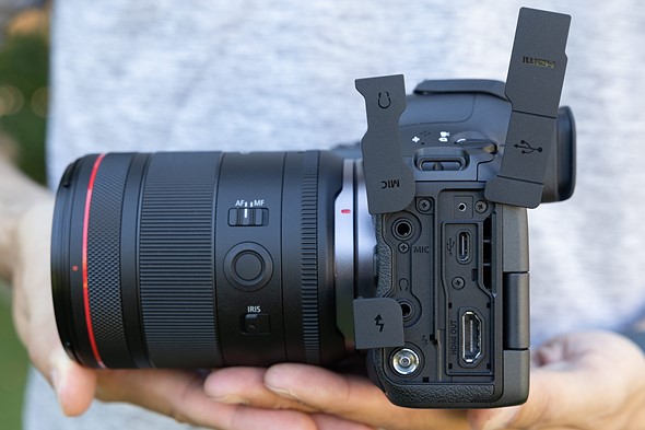 Canon_EOS_R5_II_ports.jpeg