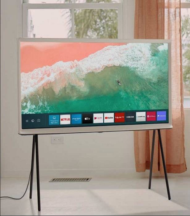 samsung-the-serif-43-cale.jpg