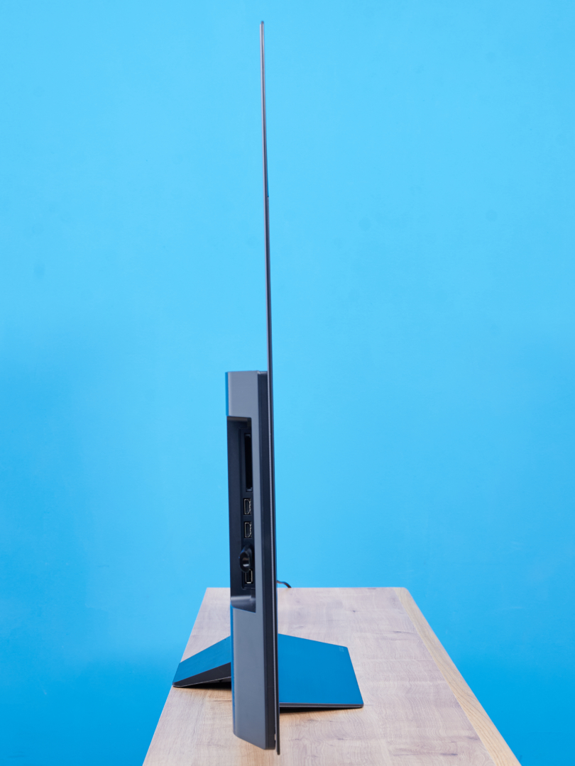 lg-b3-profil-810x1080.jpg