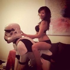 bd24f2531bce18b10c2b8428fa55270b--star-wars-girls-nerd-girls.jpg