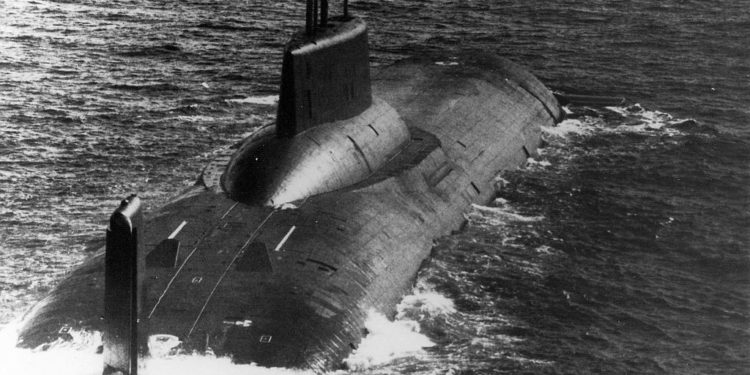Akula_class_submarine2-750x375.jpg