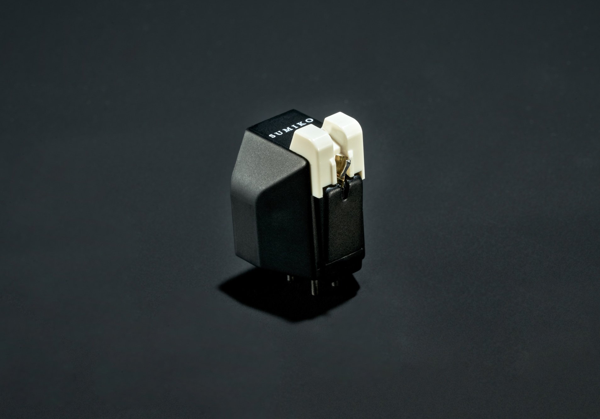 sumikophonocartridges.com