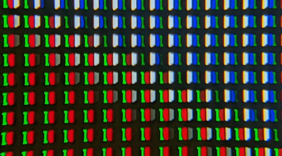 Philips-65OLED936-pixels-900x500.jpg
