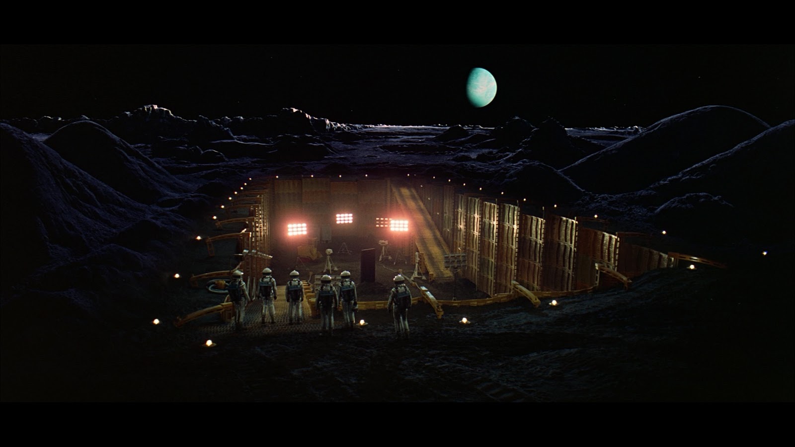 2001-moon.jpg