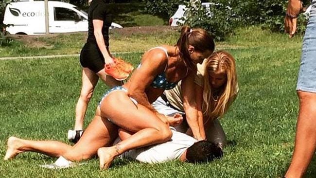 8609708b7af0b84845a2a532c2a32f2e