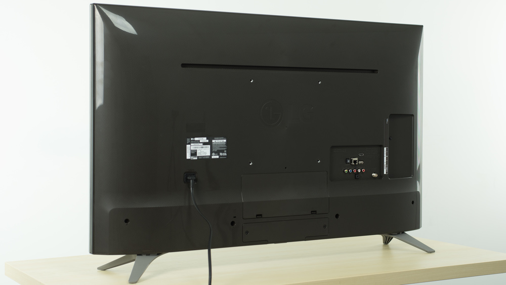 uh6500-back-medium.jpg