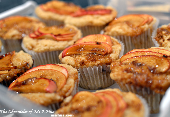 apple_muffins_tray2.jpg