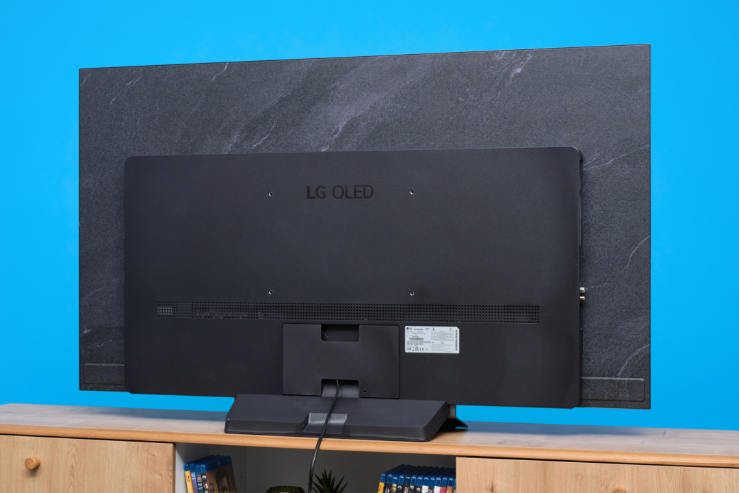 lg-oled-c5-rueckseite-perspektive-rechts-1080x720.jpg