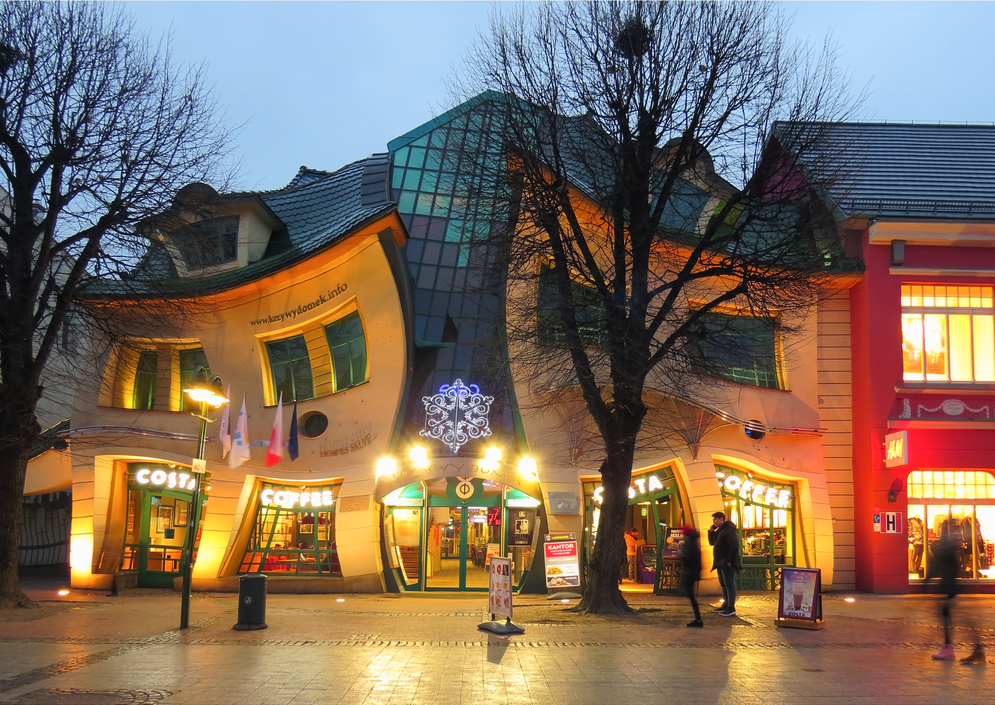 Krzywy_Domek_Sopot_3.jpg