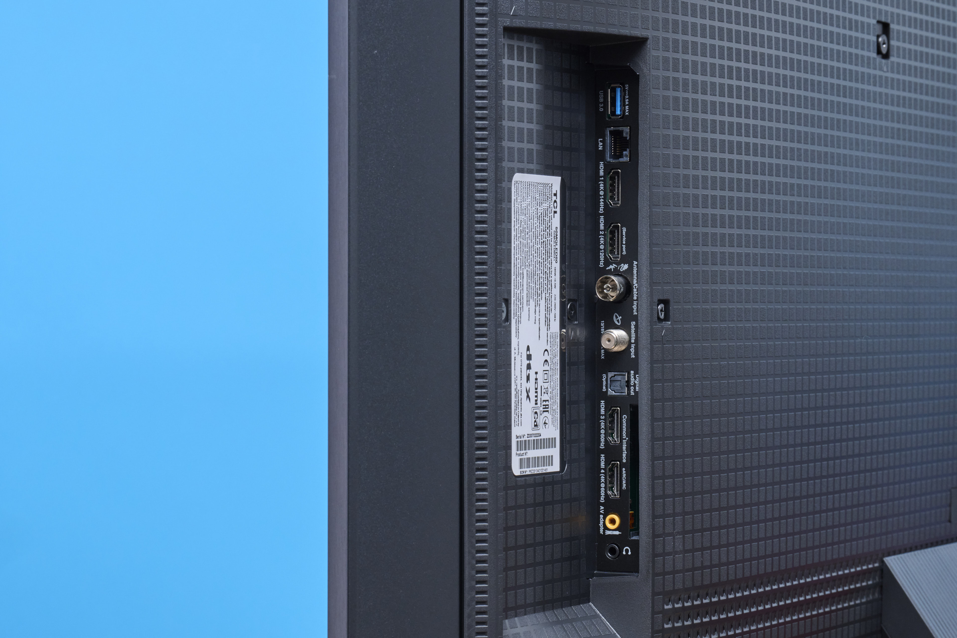 tcl-c805-anschluesse.jpg