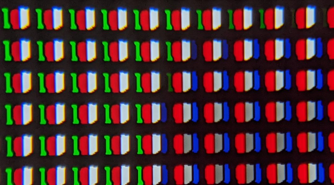 LG-OLED65G1RLA-pixels-1080x600.jpg