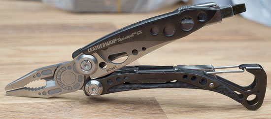 Leatherman-Skeletool-CX-Multi-Tool-Open.jpg