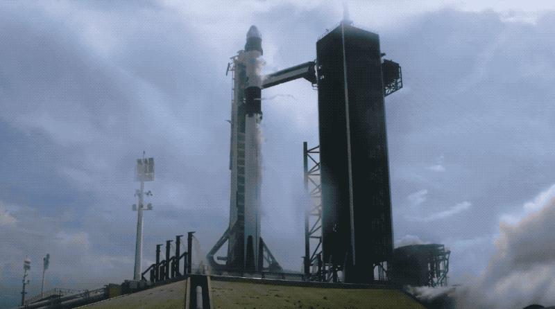 spacex-crew-dragon-demo-2-launch.gif