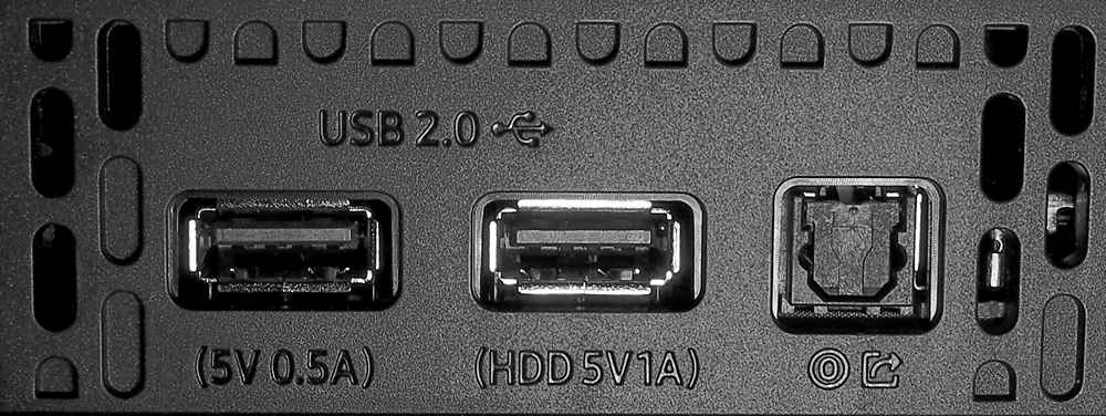 11b-Samsung-32LS03B-zlacza-2.jpg