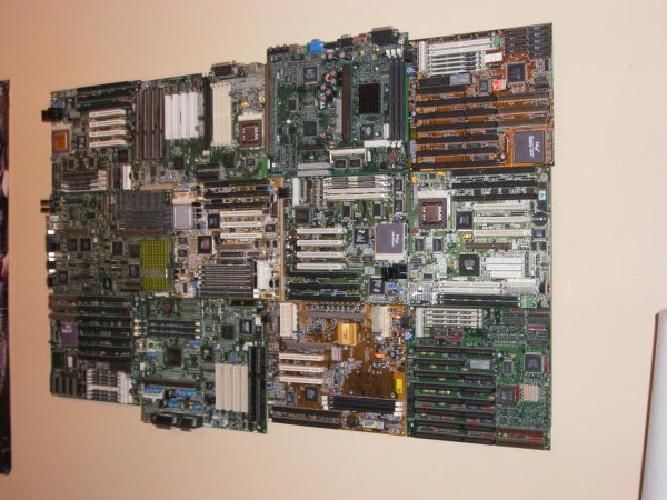 motherboards21.jpg