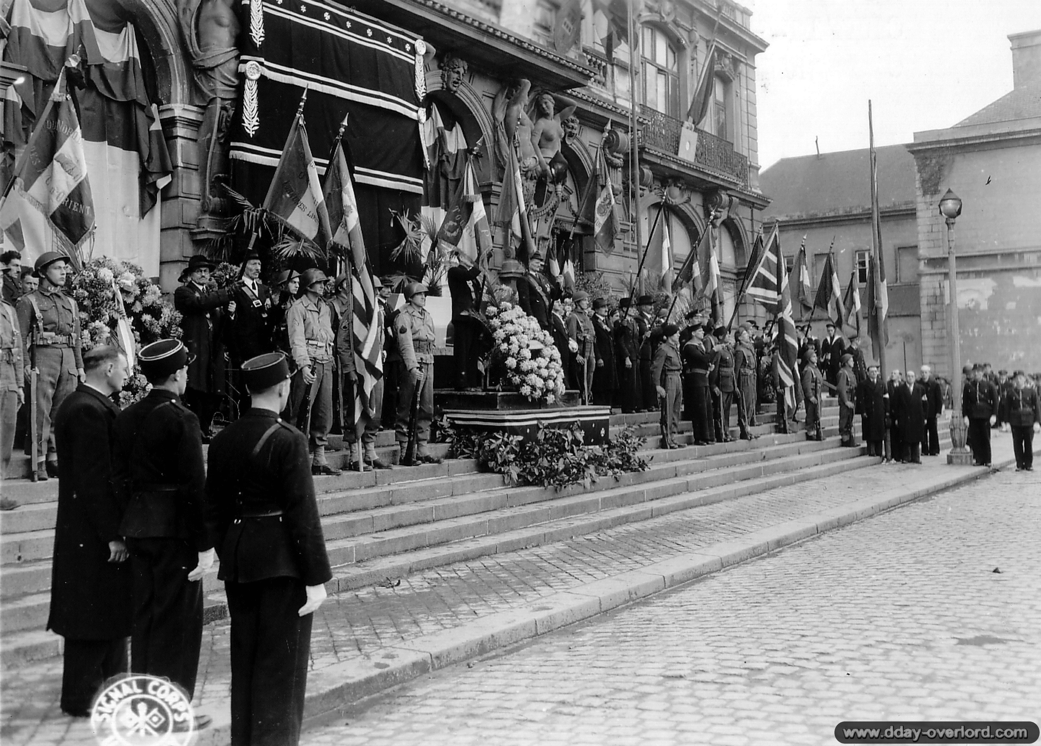 92_cherbourg_1944_bataille_normandie.jpg