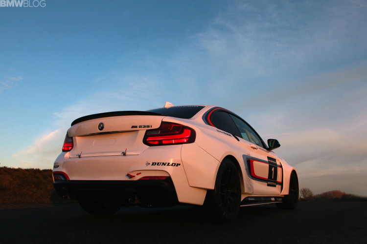 m235i-racing-01-750x500.jpg