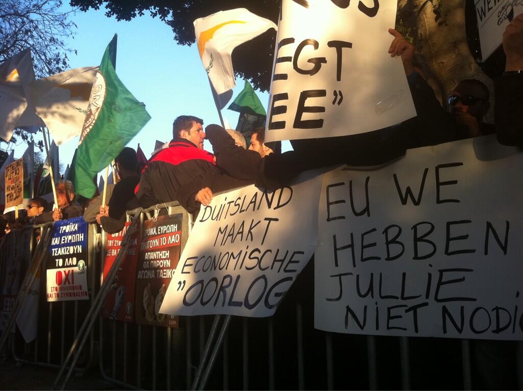 BFusyN_CIAAUSSb.jpg:large