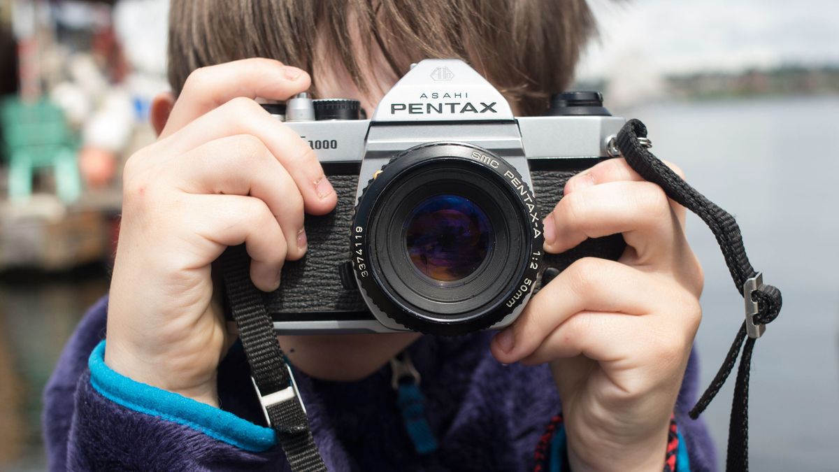 www.digitalcameraworld.com