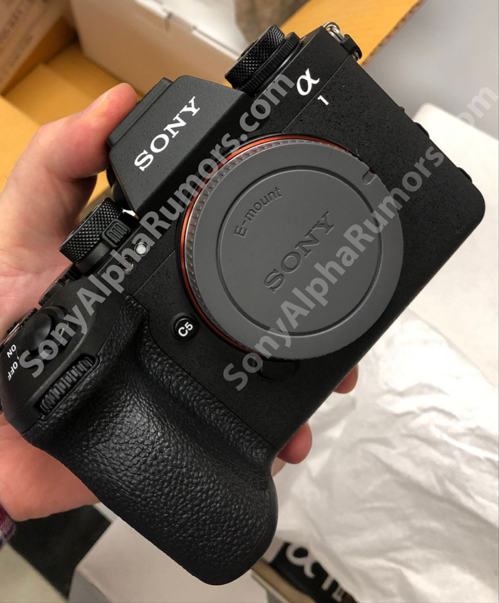 www.mirrorlessrumors.com