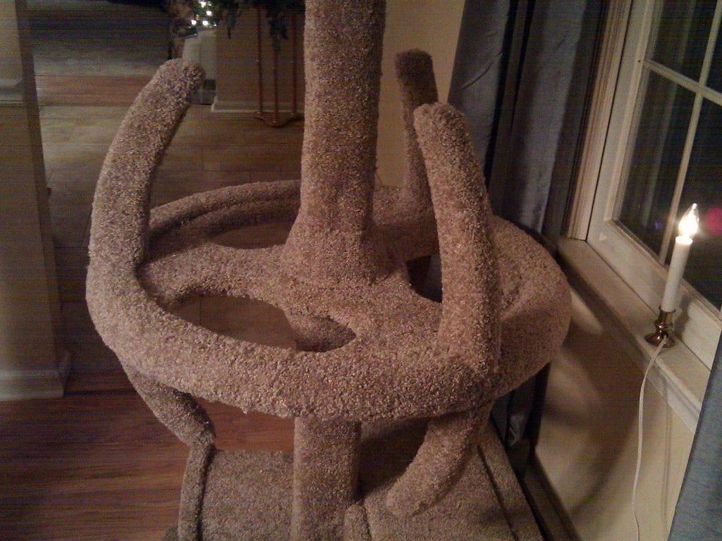 Cat-Tree-Star-Trek-Design-2.jpg