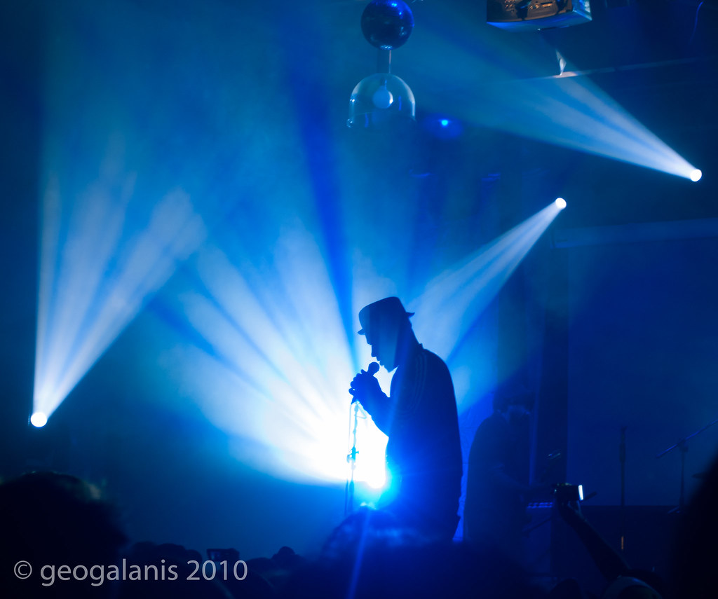5205201594_601e582039_b_d.jpg