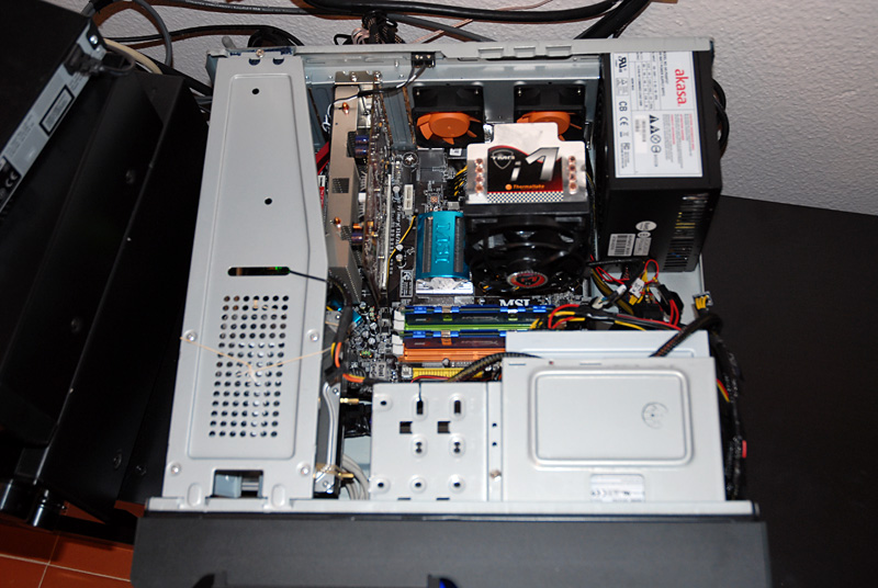 HTPC04.jpg