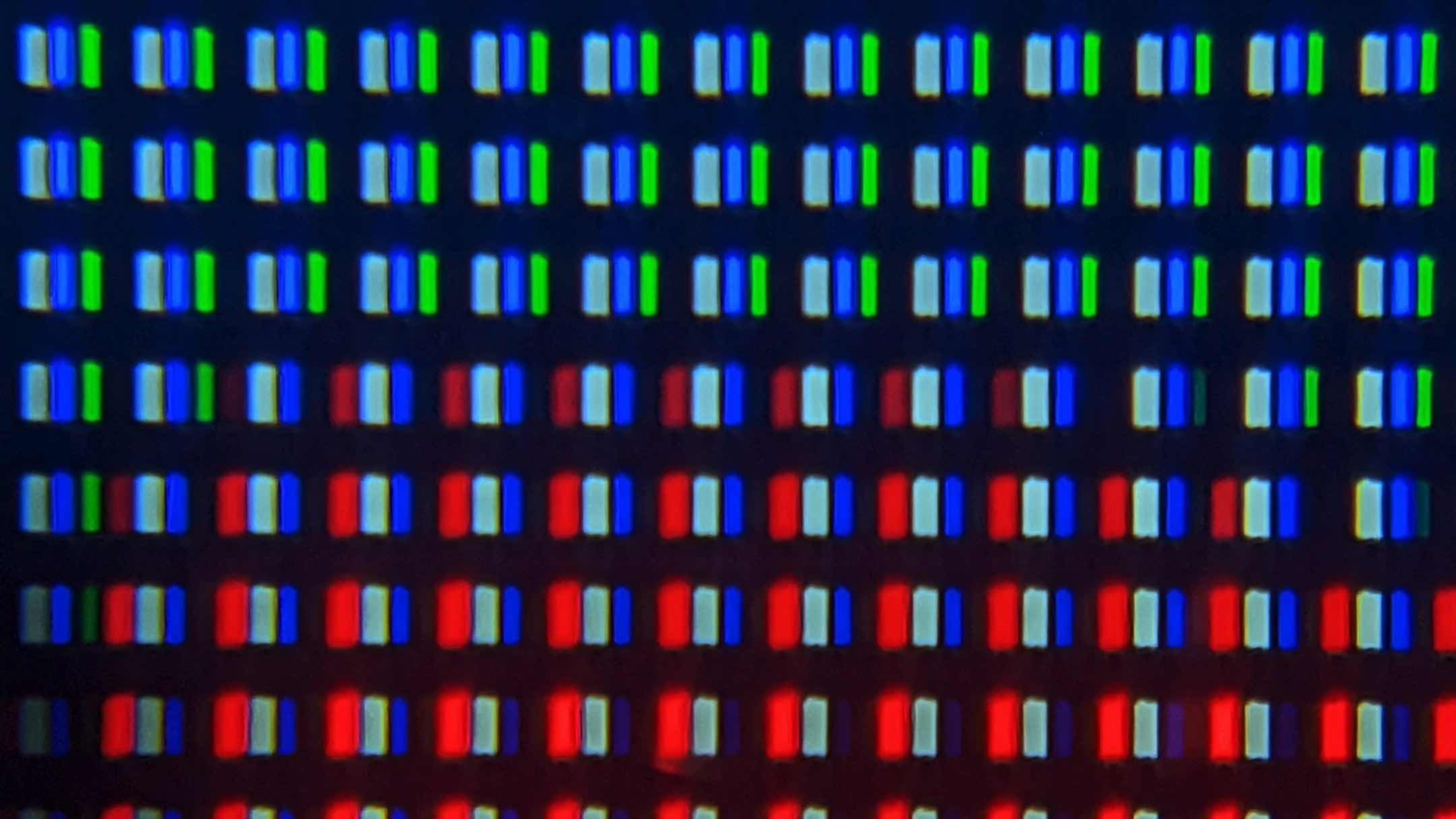 Sony-42A90K_Pixels.jpg