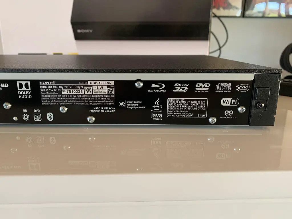 Sony-UBP-X800M2-back-right-1024px.jpg
