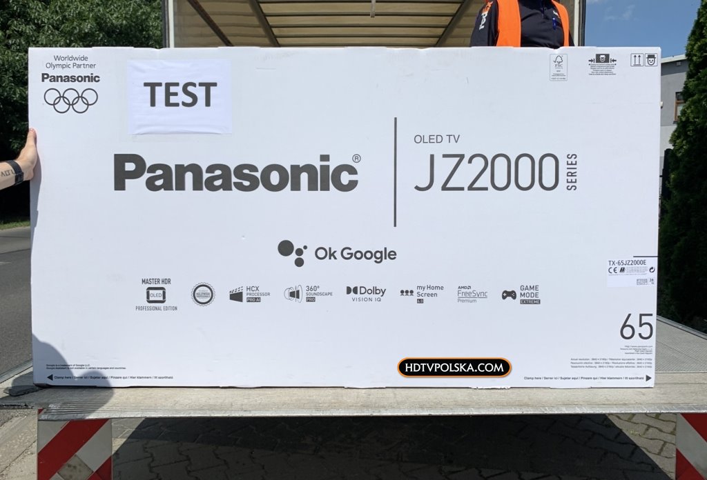 Test-Panasonic-JZ2000-OLED-Karton-dostawa.jpg