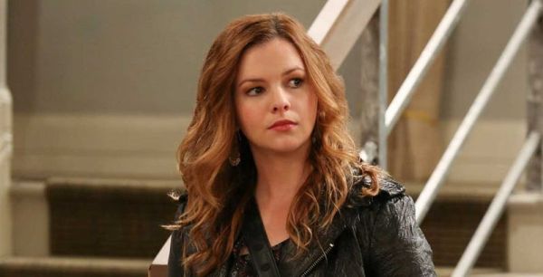 Amber-_Tamblyn-in-_Two-and-a-_Half-_Men_2.jpg