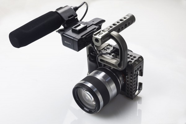 sony-a7s-cage-9508-600x401.jpg