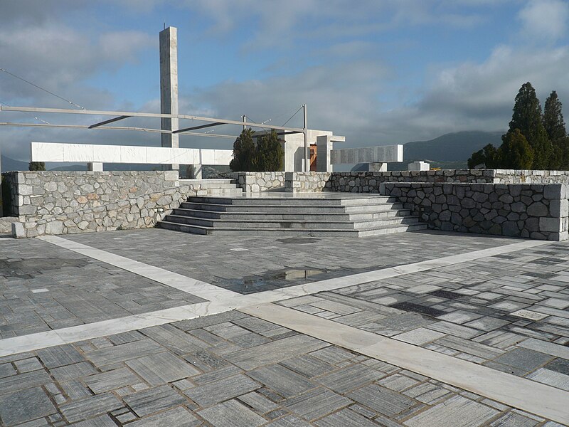 800px-DISTOMO_004.JPG
